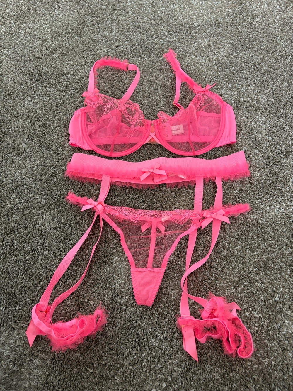 Mimi agent provocateur